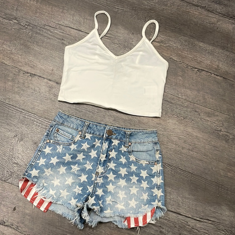 Tobi denim shorts / free shirt